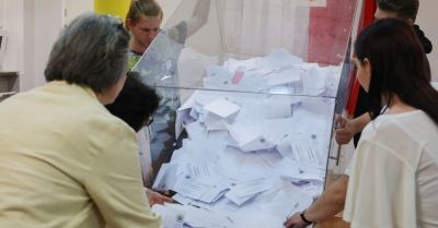 Tylko w pięciu województwach frekwencja nie przekroczyła 70 proc.